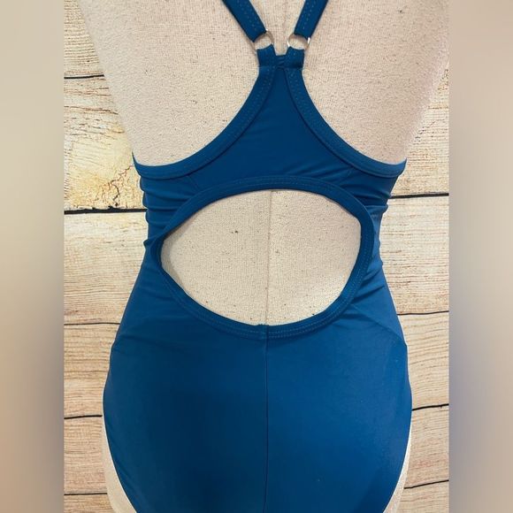 Bathing swim suit 😎 - Picture 6 of 11